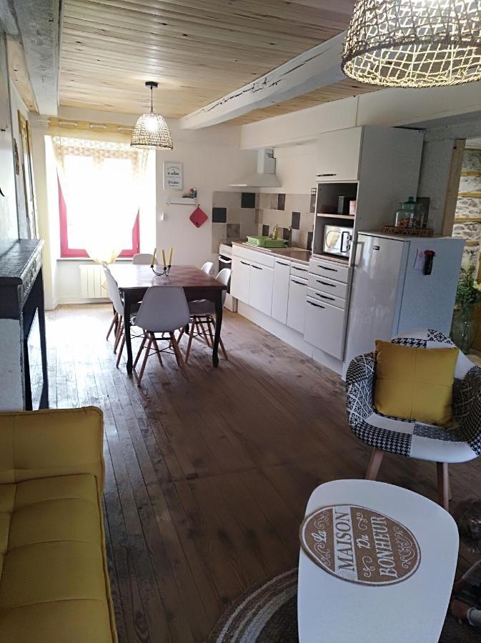 Appartement Cozy Dans Maison Privee Tauves Exteriér fotografie